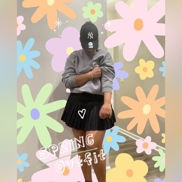 Large mini short-skirt - Picture 2 of 5